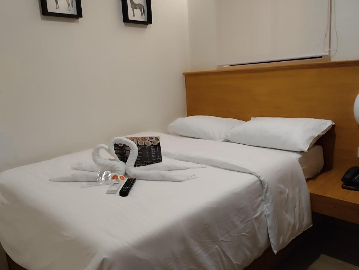 Aurora Suites 帕赛 外观 照片